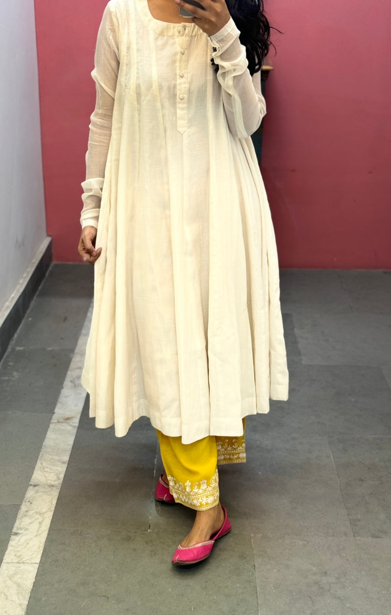 White Mul chanderi Anarkali set of 2