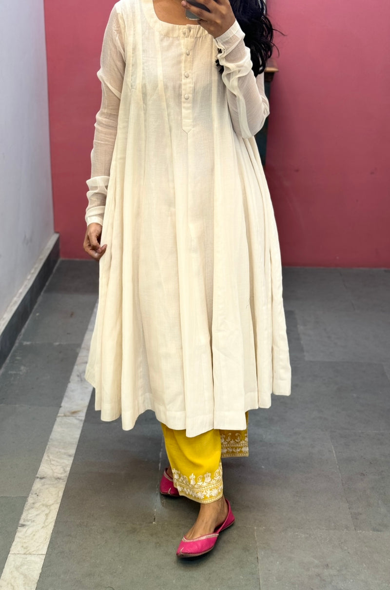 White Mul chanderi Anarkali set of 2