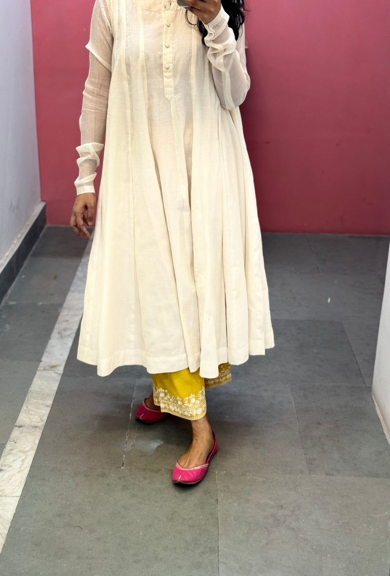 White Mul chanderi Anarkali set of 2