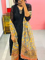 Black chanderi Pintucks detailing kurta Set of 3