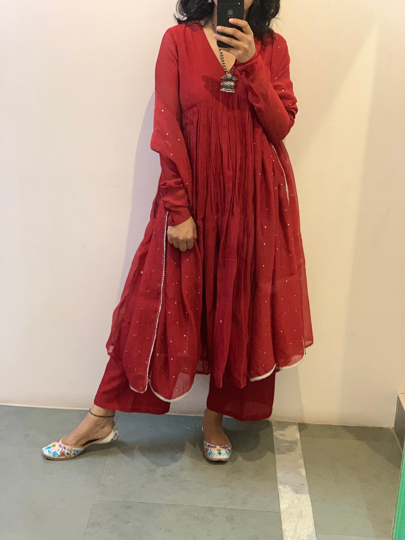 Deep Red chanderi anarkali with churi sleeves Set of 3