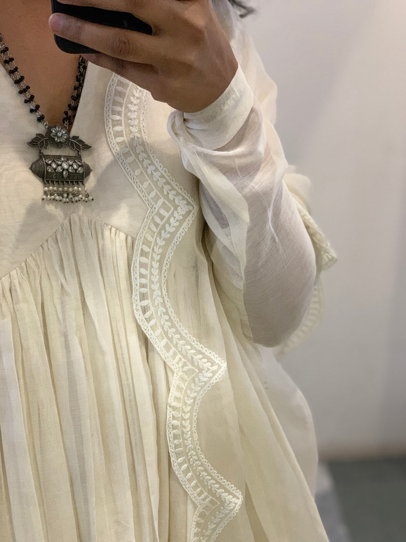 Off white  anarkali with Embroidered dupatta set of 3